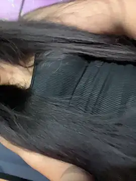 velyn_18 (F young) - Jugar con dildo por 5 minutos