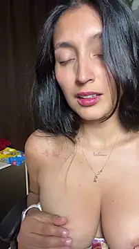 Webcam Model (ANA_U)  is live.Free join now!