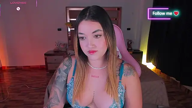 lunaarose webcam