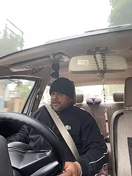 Dick_6inches_Delhi webcam