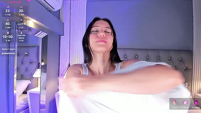 VioletthaRous webcam