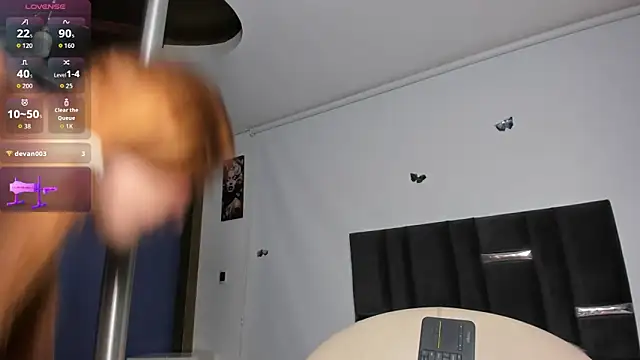 Julia_roberss webcam