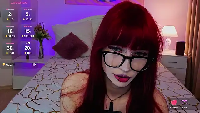 RedRubyMeow webcam