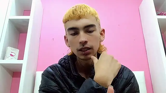 ttimy_x_boy - Ttimy_x_boy's free webcam