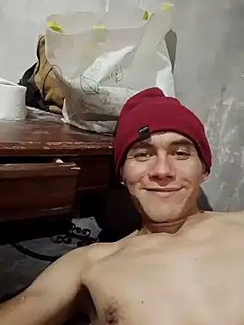 Cloud0nMycock webcam