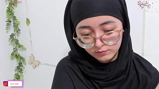 aysel_elid - Aysel_elid's free webcam - UK Sex Cams