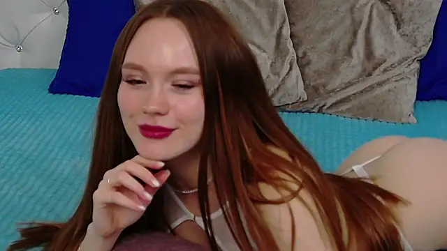 jialiss (F young) - handbra and squeeze tits