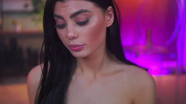 ravennadarcy (F young) - make this pussy squirt all over you