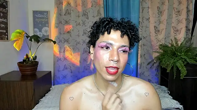 Angel_White25 webcam