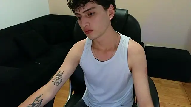 mrpicklesx23 (M twink) - cum show