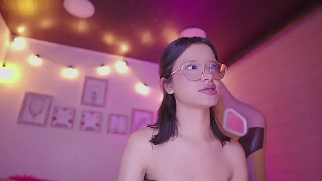 Lana_Dreams_ webcam