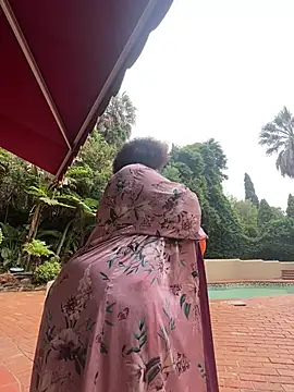 Webcam Model (xXXSexyamazon)  is live.Free join now!