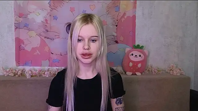 HoneyGold_ webcam