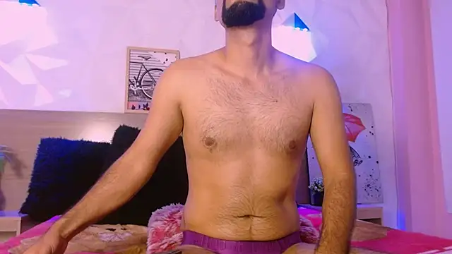 luxury_couple_01 webcam