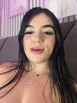 nicolette_sweet_ (F young) - plug🥵💦
