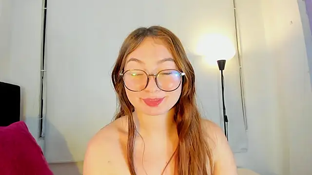 lunavelvet777 - LunaVelvet777's free webcam - UK Sex Cams