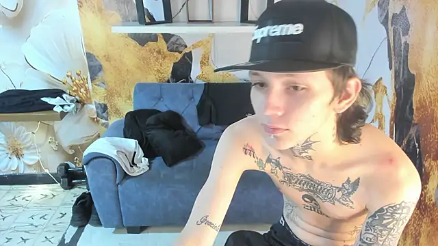 StraightBoy_Nick webcam