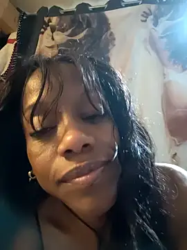 Webcam Model (NatalieGainer_goodies)  is live.Free join now!