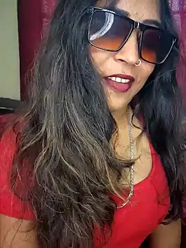 Hotbhabi305 Live Webcam on Stripchat