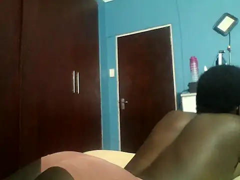 VirginPrincess06 webcam