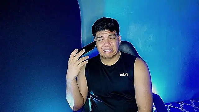 uriel_ray - Uriel_Ray's free webcam - UK Sex Cams