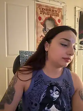 CharmingMaddie webcam