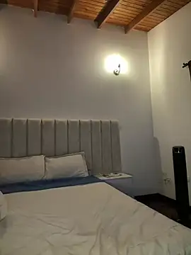 mia_roswell (F teen) - Garganta profunda blow job deep