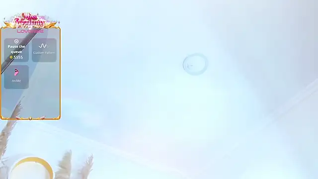 Aurora_Brownn webcam