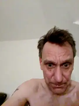 lovemachineeee webcam