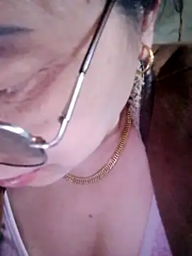 small-house123 webcam