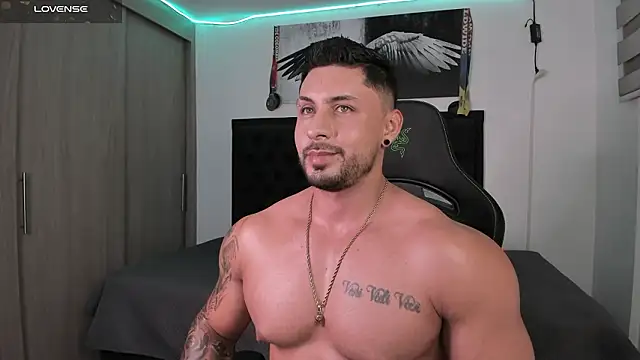 santi_aesthetic webcam