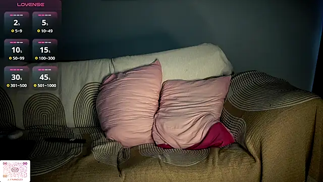 Jonathan___123 webcam