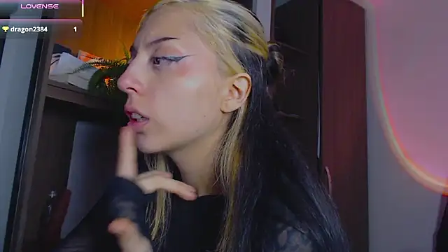 miabunnie (F young) - DEEPTHROAT WITH A LOT SALIVA🔥🥵
