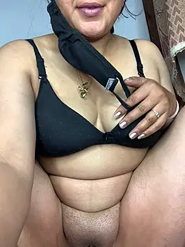 Sunitahotgirl webcam