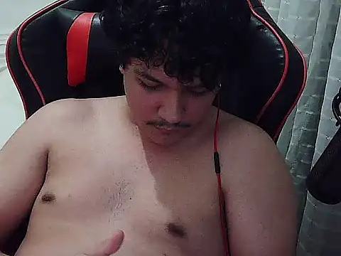 novingamer15 - Novingamer15's free webcam