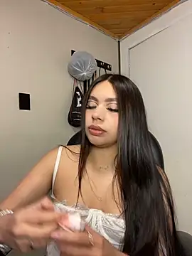 karina16_pink (G teen) - spank ass in doggy 😍
