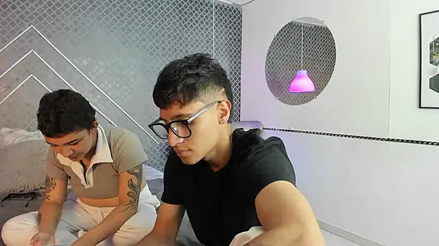 Hardcore_heat webcam