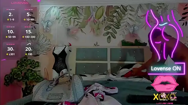 bigblacktransxxx webcam