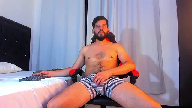 LucasBeaumont webcam