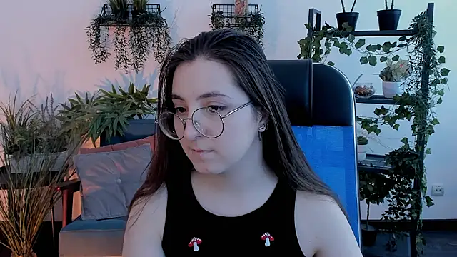 virtuallvoyant - VirtuallVoyant's free webcam - UK Sex Cams