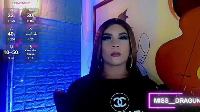 cristal_villael - Cristal_Villael's free webcam - UK Sex Cams