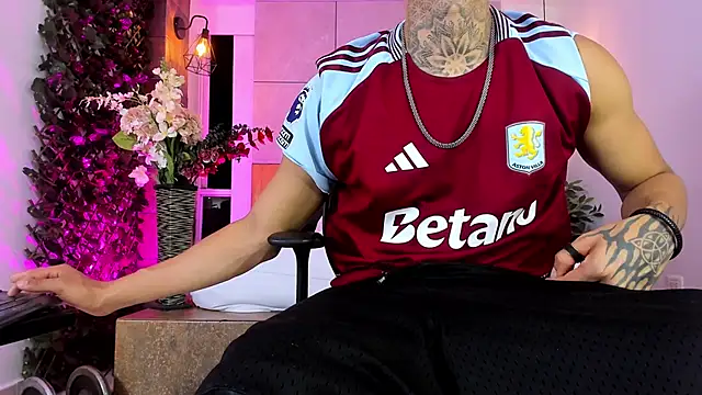 Donovan_Desmond webcam