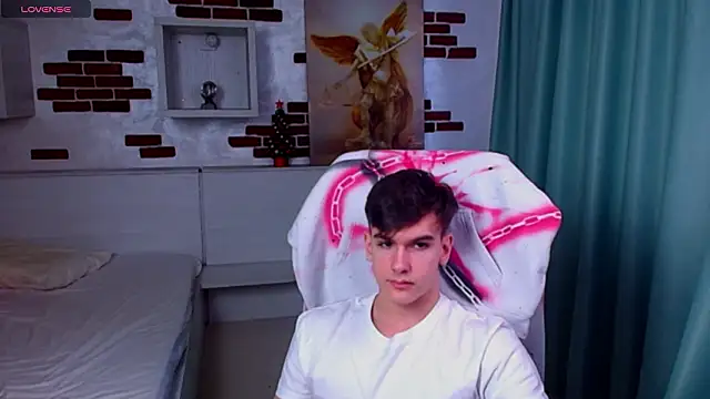 bradyflint (M twink) - CUM SHOW !!!