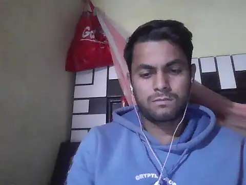 stubborndesiboy - Stubborndesiboy's free webcam - UK Sex Cams