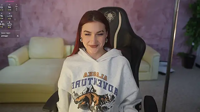 Magnetic_Mia_ webcam