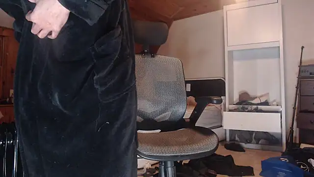 cashmasterzobistone webcam