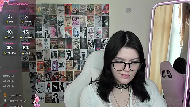 emma_darkkk - Emma_Darkkk's free webcam - UK Sex Cams