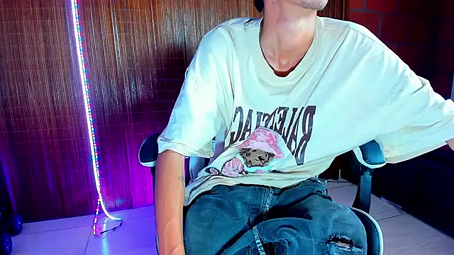 briamhoconor_xh - Briamhoconor_xh's free webcam - UK Sex Cams