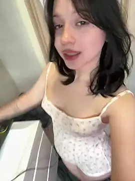 YourLittleDevil webcam