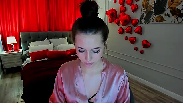 MakeYoueHappy webcam